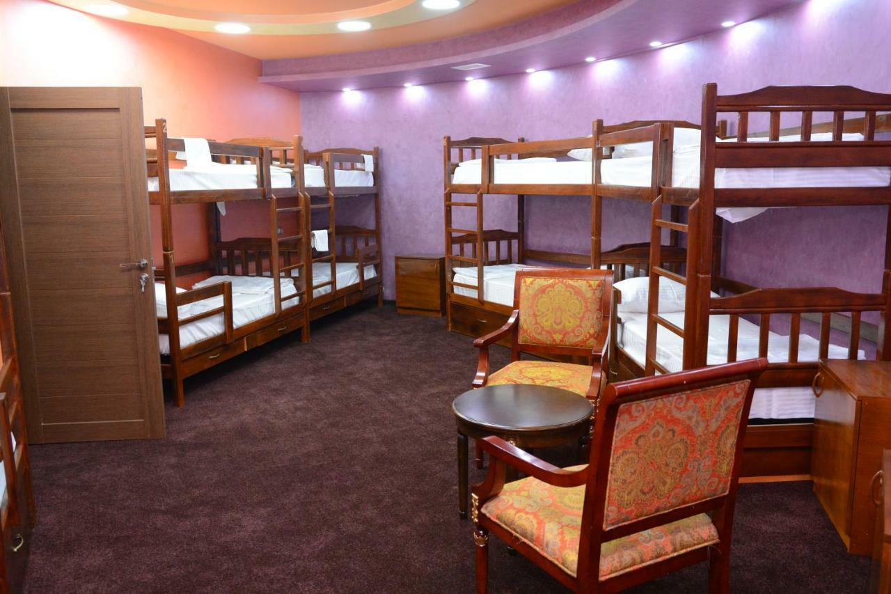 Hotel N1 Yerevan Ngoại thất bức ảnh